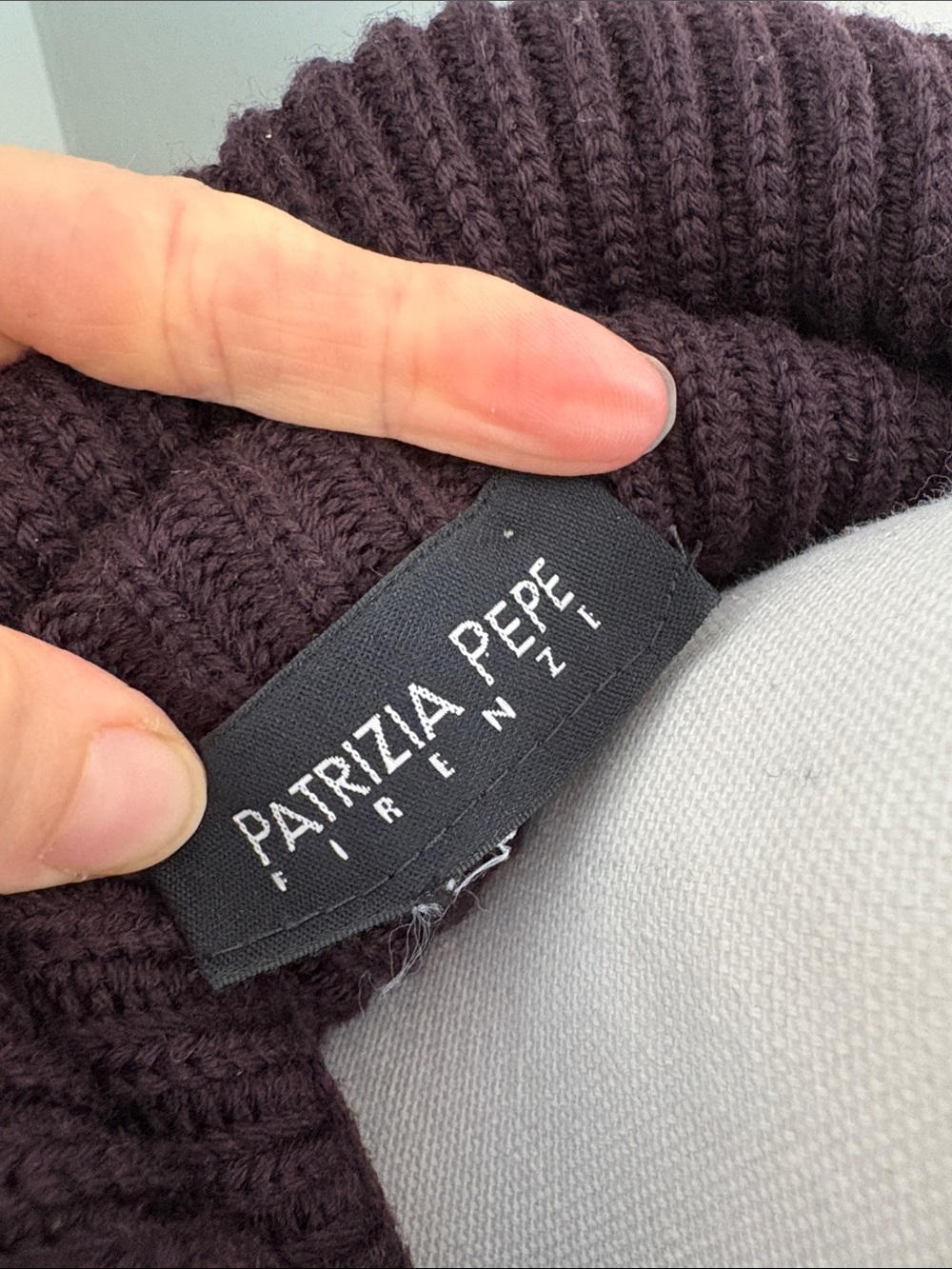 Patrizia Pepe Ribbed Zip-Up Hoodie Sweater - Deep Plum Purple Small Wool & Silk - Picture 2 of 7